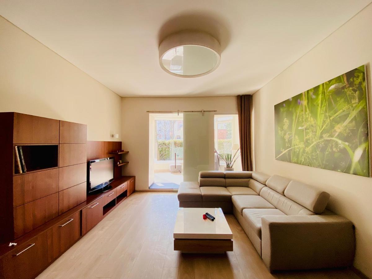 Great Flat With Terrace In Oldtown-Prime Rentals Kaunas Extérieur photo